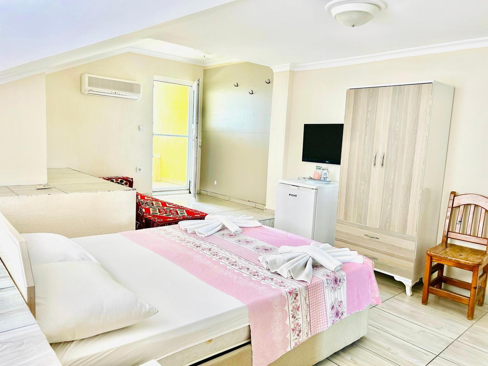 Karaca Apart Hotel Dalyan Exteriör bild